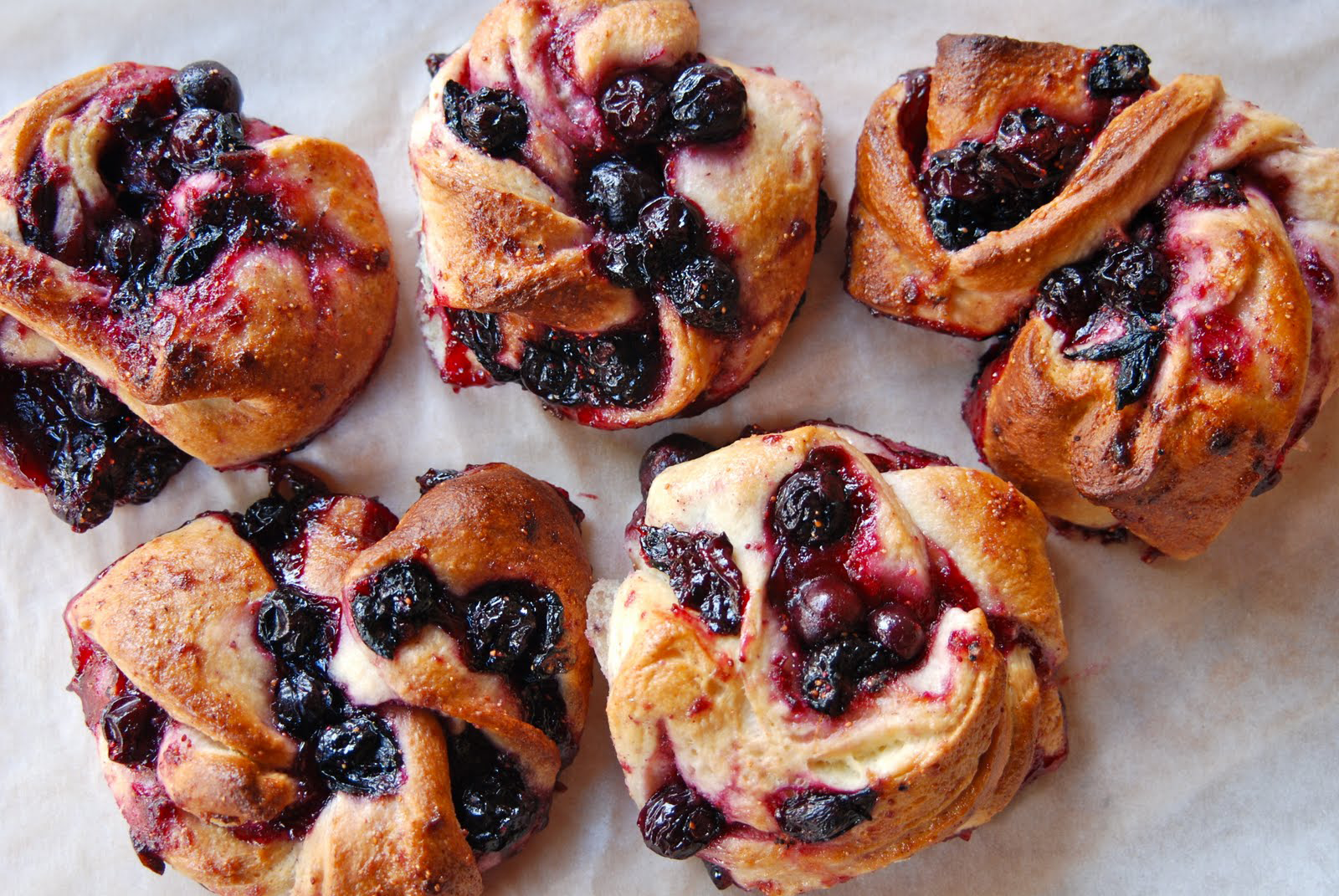 bosbessenbroodje